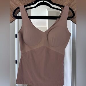2 Honeylove LiftWear Tanks (L) *too big on me now Great condition!